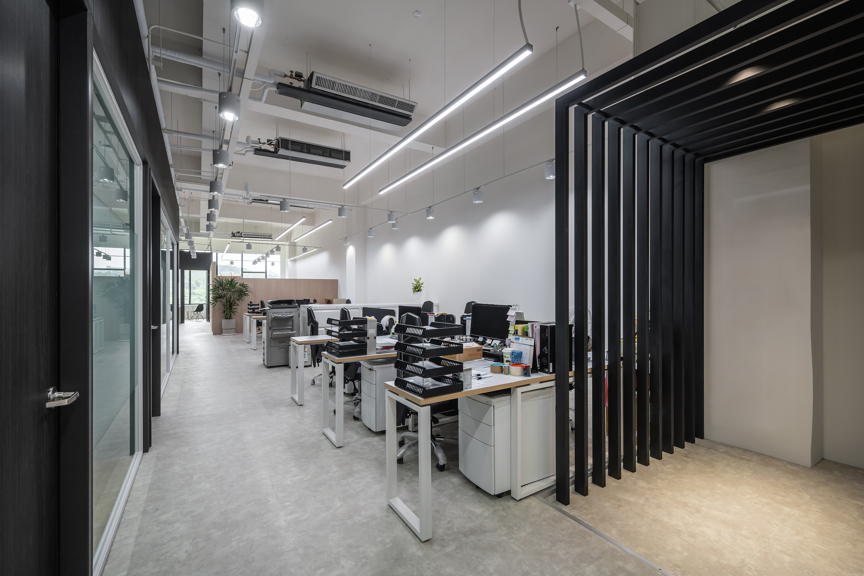 Arestech office